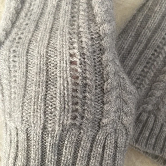 Magaschoni Cashmere Wool Blend Knit Turtleneck - Picture 3 of 12